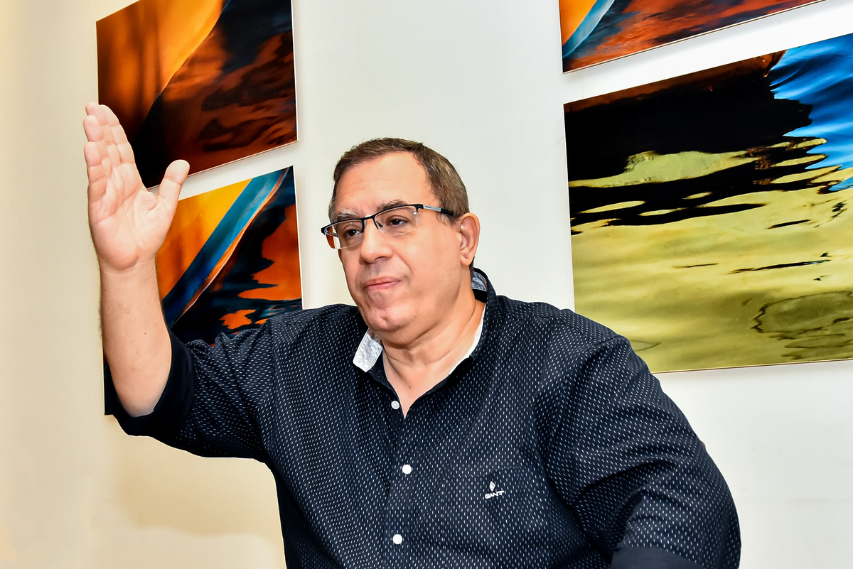 Maslatón procedió.