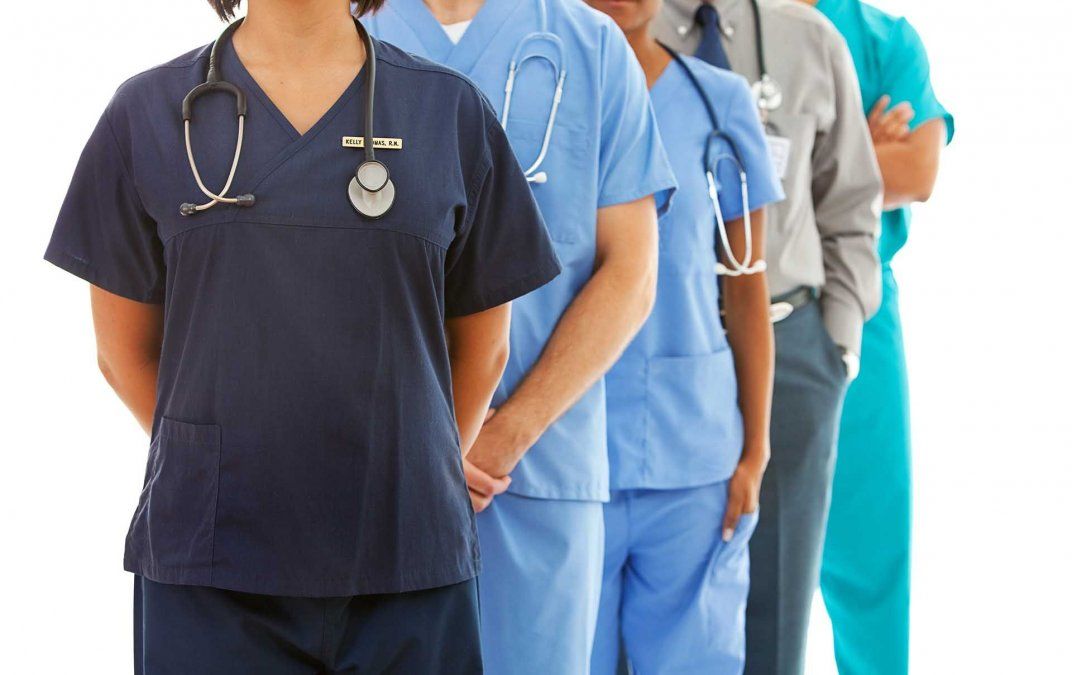 Los médicos aplican desde hace meses coseguros para compensar la falta de actualización por parte de los gerenciadores del sistema. Los médicos aplican desde hace meses coseguros para compensar la falta de actualización por parte de los gerenciadores del sistema.