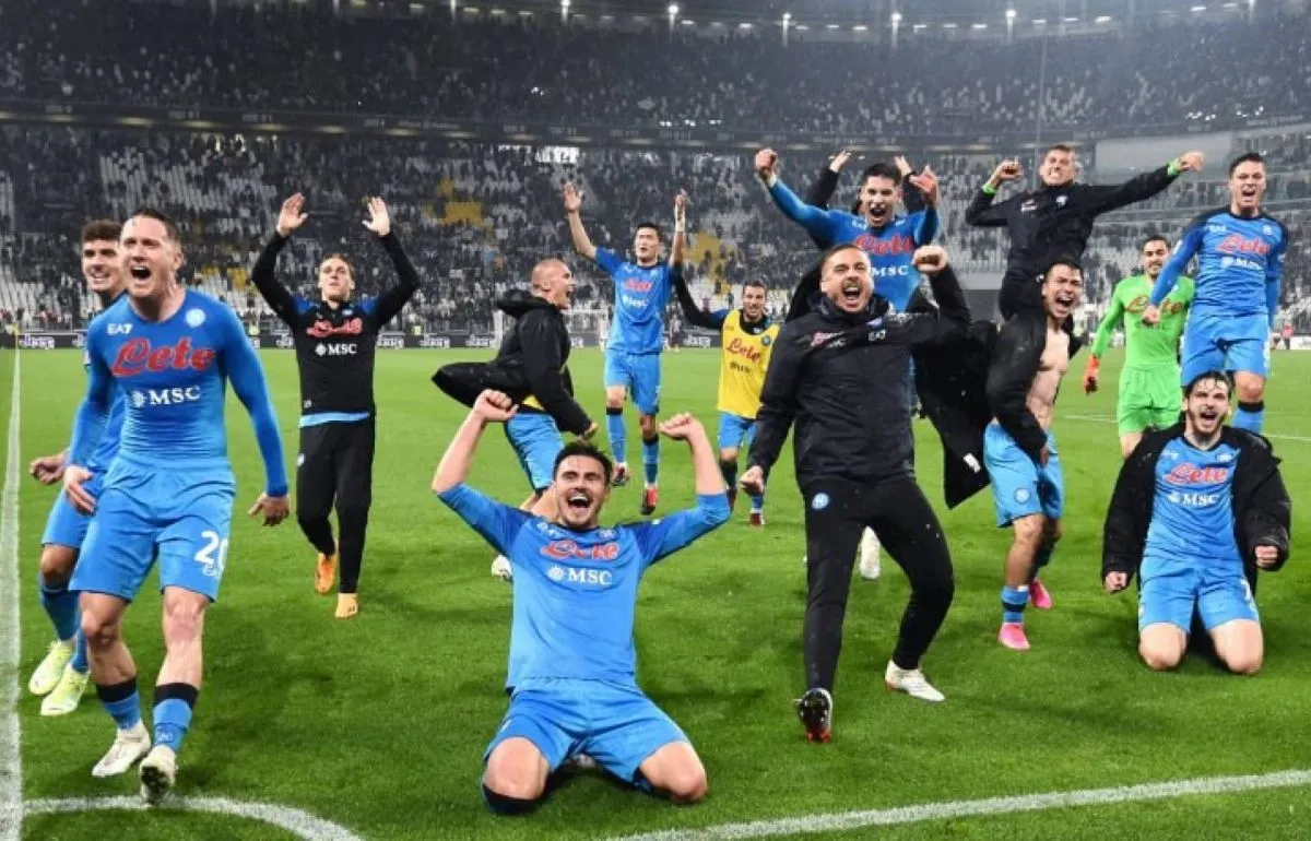 Napoli campeón de Italia.