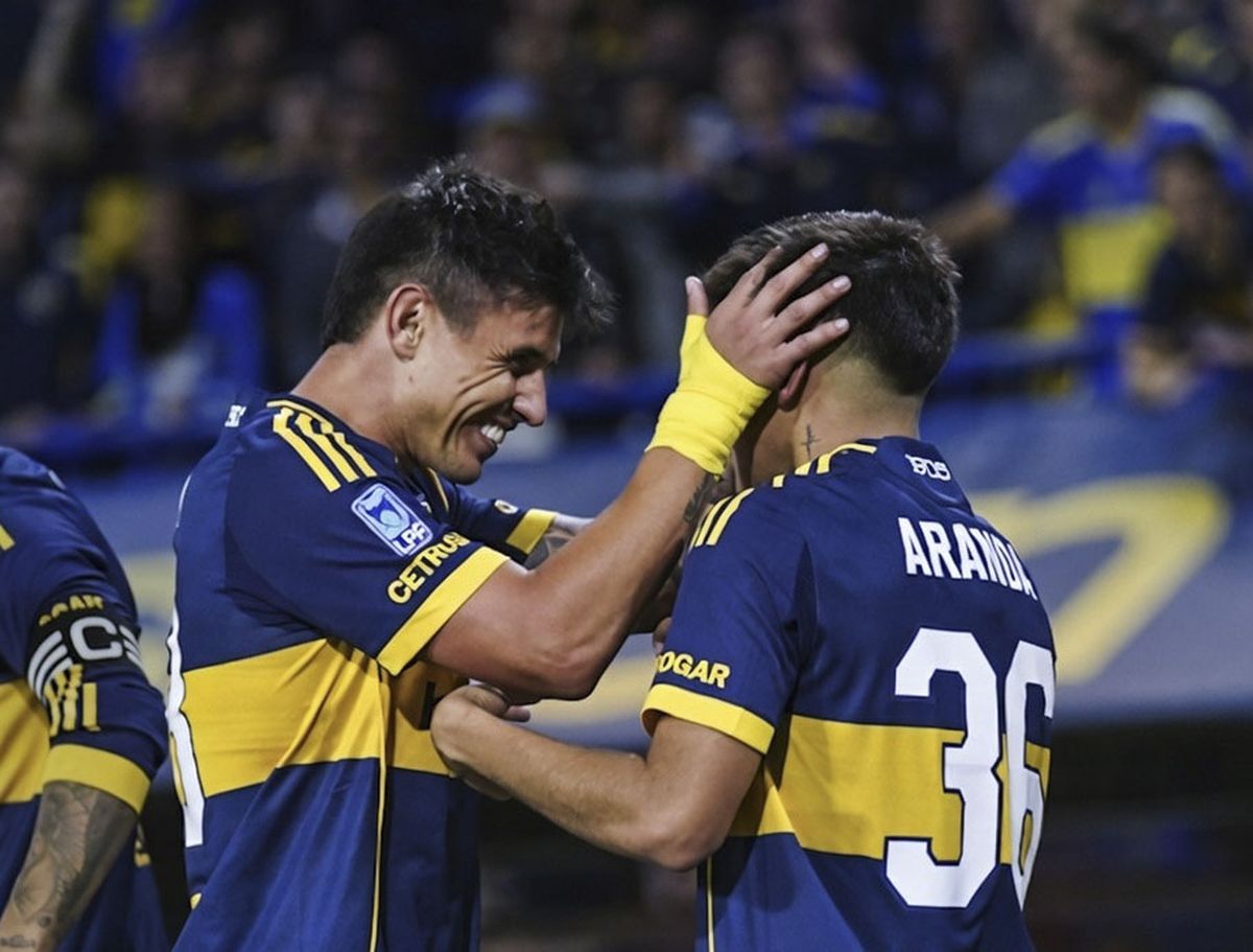 Adam Bareiro festeja con Tomás Aranda: dos grandes apariciones en Boca Adam Bareiro festeja con Tomás Aranda: dos grandes apariciones en Boca