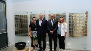 Museo del Holocausto: Marcelo Mindlin, presidente del Museo del Holocausto, y su mujer, Mariana, recibieron al embajador de USA en la Argentina, Marc Stanley, y su esposa Wendy. Museo del Holocausto: Marcelo Mindlin, presidente del Museo del Holocausto, y su mujer, Mariana, recibieron al embajador de USA en la Argentina, Marc Stanley, y su esposa Wendy.