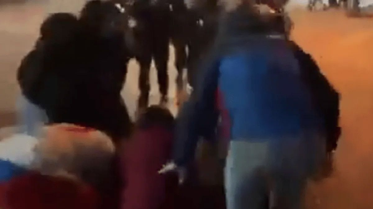 Nacional de Montevideo festejó sus 125 años de vida pero los mismos se vieron salpicados por la tragedia que dejó un muerto, dos heridos y ocho detenidos. (Foto: Captura TV) Nacional de Montevideo festejó sus 125 años de vida pero los mismos se vieron salpicados por la tragedia que dejó un muerto, dos heridos y ocho detenidos. (Foto: Captura TV)