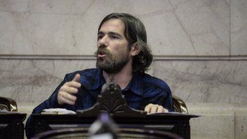 Reforma Laboral en X: El primer round llegó con chicanas entre Nicolás del Caño y Manuel Adorni