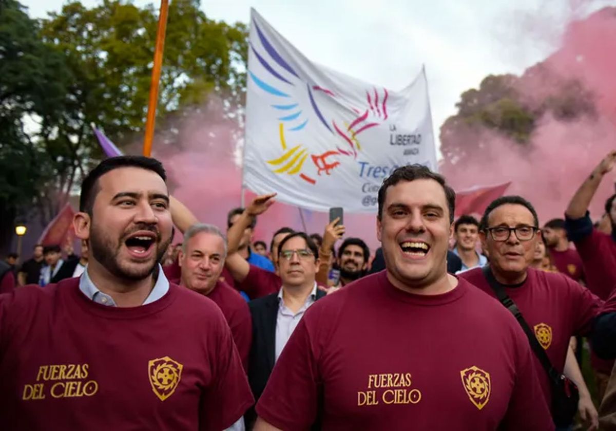 Nahuel Sotelo y 'Gordo Dan', de Las Fuerzas del Cielo. Nahuel Sotelo y 'Gordo Dan', de Las Fuerzas del Cielo. 