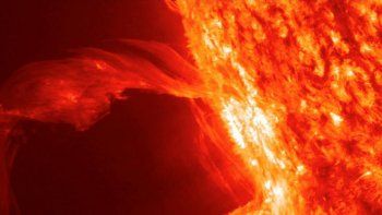 El Sol pone en alerta a todos por una poderosa tormenta solar. El Sol pone en alerta a todos por una poderosa tormenta solar.