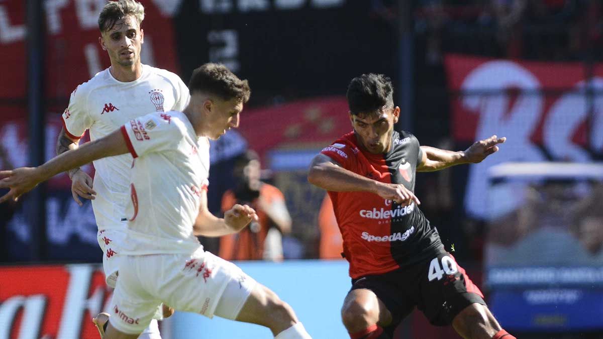 Arsenal venció por primera vez en su historia a River de visitante que sacudió a Martín Demichelis aunque hubo mucha paridad en el resto de los equipos. (Foto: Télam)