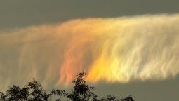 El extraño fenómeno que pintó el cielo de Australia El extraño fenómeno que pintó el cielo de Australia