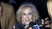 Mirtha Legrand se metió de lleno en la polémica de Wanda Nara tras ganar el Martín Fierro. Mirtha Legrand se metió de lleno en la polémica de Wanda Nara tras ganar el Martín Fierro.