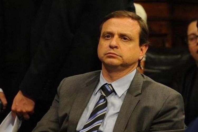 El senador jujeño que presentó el polémico proyecto.
