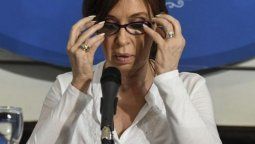 altText(Aumentos en luz y gas: Congelamiento por 3 meses y Cristina controlará la revisión tarifaria)}