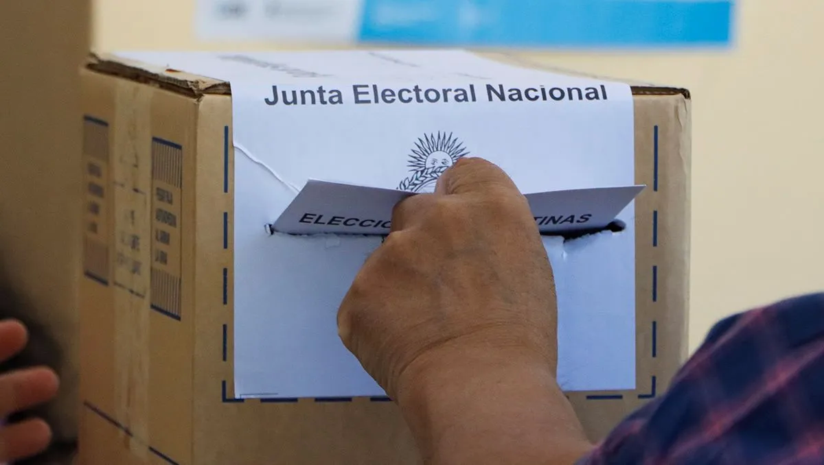 "Hay que despertar la voluntad por ir a votar", dicen en el oficialismo, preocupados por el eventual ausentismo en las próximas elecciones. "Hay que despertar la voluntad por ir a votar", dicen en el oficialismo, preocupados por el eventual ausentismo en las próximas elecciones.