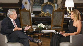Alberto Fernández siendo entrevistado por Viviana Canosa. Alberto Fernández siendo entrevistado por Viviana Canosa.