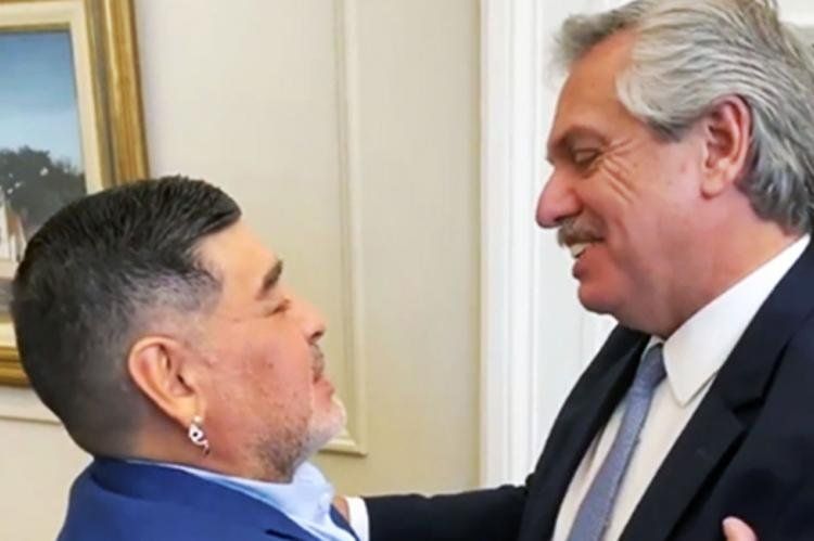 maradona alberto fernandez.jpg