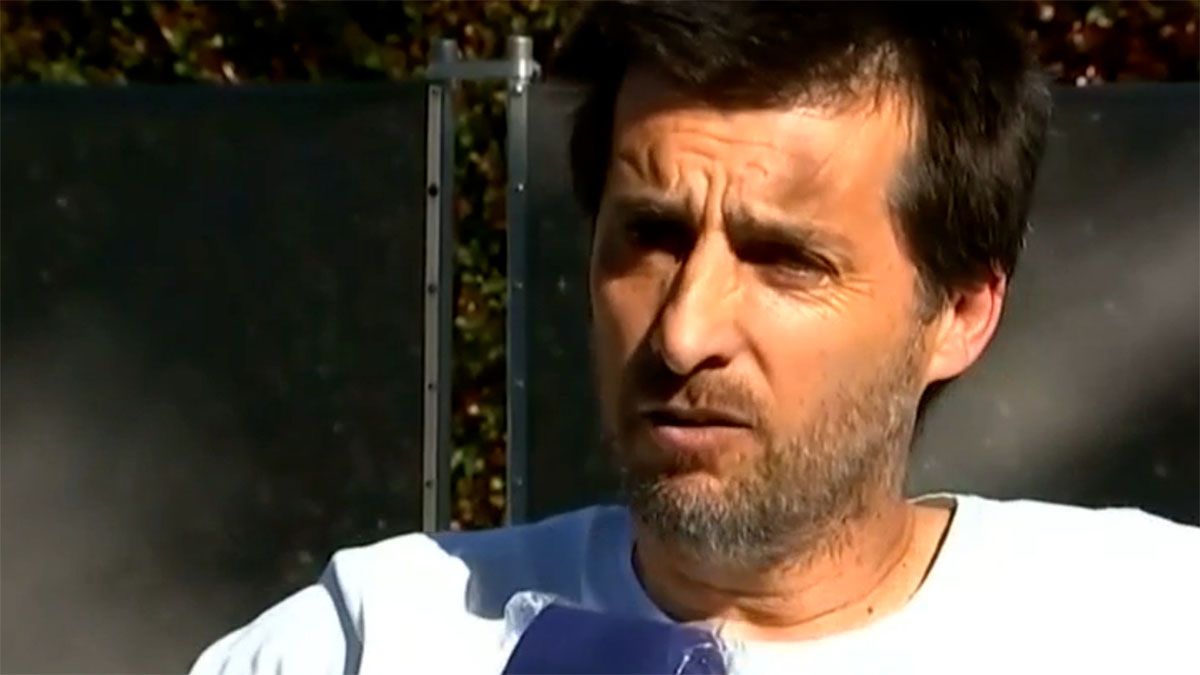 Roberto Trotta, ex jugador de V&eacute;lez, defendi&oacute; a Marcelo Bielsa y denunci&oacute; un &ldquo;complot&rdquo; contra &eacute;l por parte de los integrantes de la Selecci&oacute;n de Uruguay. (Foto: Captura de TV)