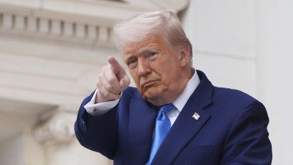 Duro mensaje de Donald Trump a la Guardia Revolucionaria Iraní