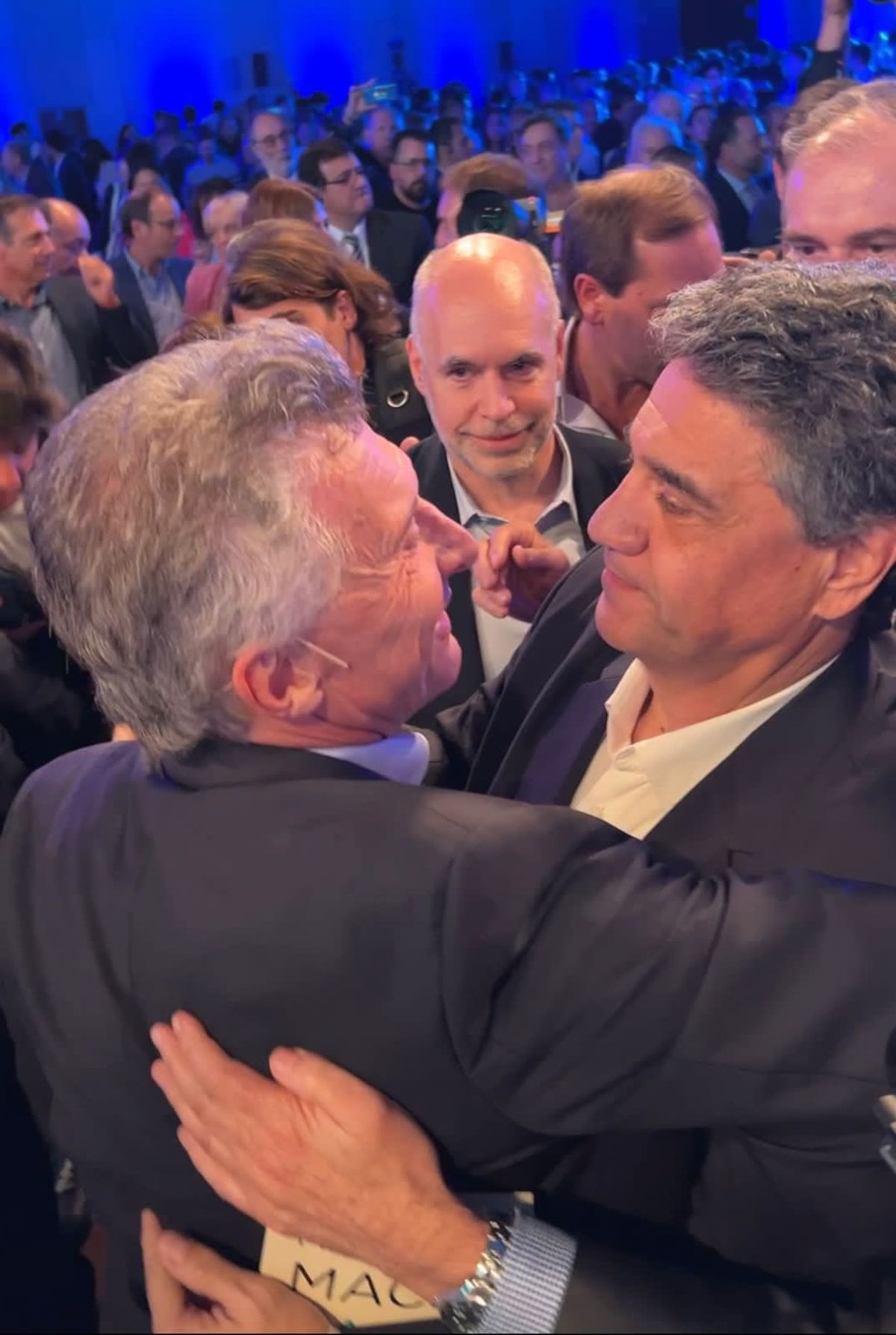 Jorge Macri junto a su primo en la presentación del segundo libro del expresidente.