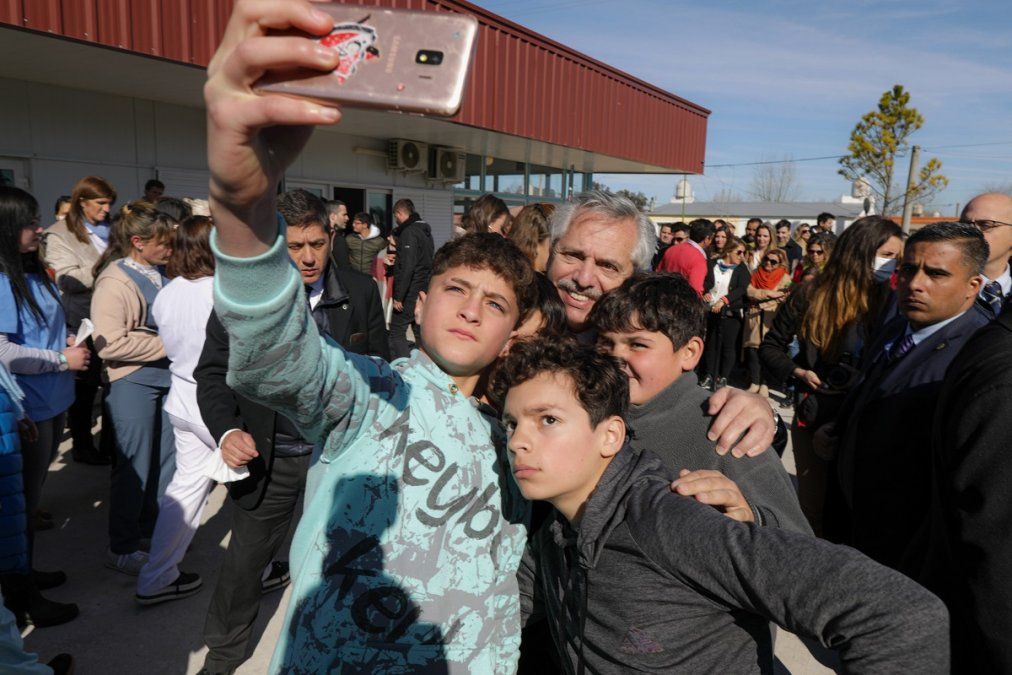 Alberto Fernández en el partido bonaerense de Pila.