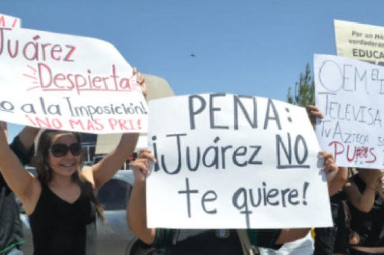 Carteles contra Peña Nieto y TV Azteca en las marchas