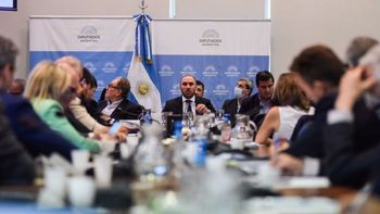 Martín Guzmán al presentar el Presupuesto 2022 en Diputados, que ahora podría salir por decreto. Martín Guzmán al presentar el Presupuesto 2022 en Diputados, que ahora podría salir por decreto.