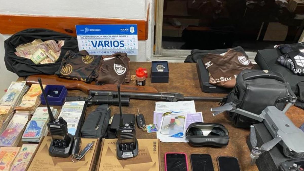 Lo incautado en los allanamientos (Foto: Télam) Lo incautado en los allanamientos (Foto: Télam)