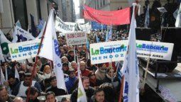 altText(Tomada no encuentra la salida y La Bancaria lanza un ultimátum)}