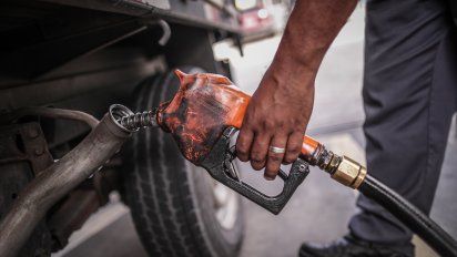 YPF promete importar gasoil ante el inicio de la cosecha