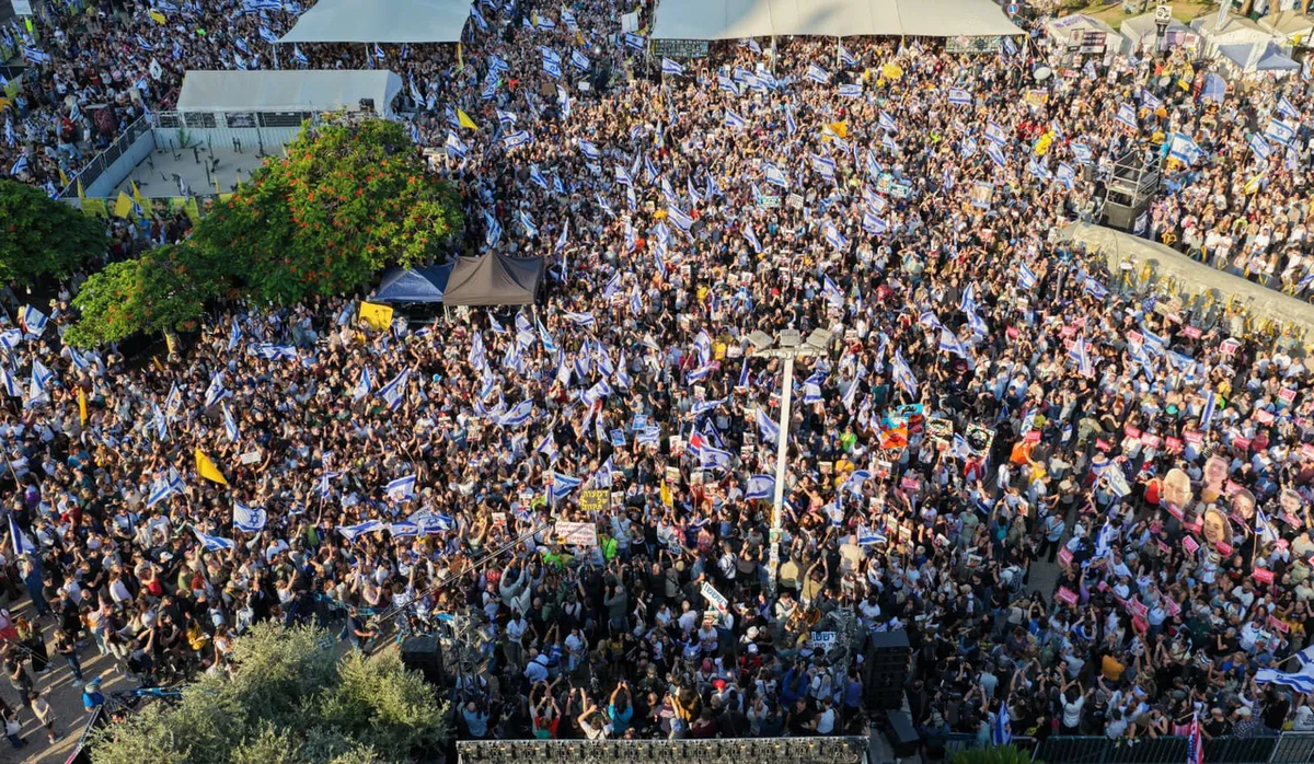 Plaza de los Rehenes, Tel Aviv (Israel), 13/10/2025. Plaza de los Rehenes, Tel Aviv (Israel), 13/10/2025.
