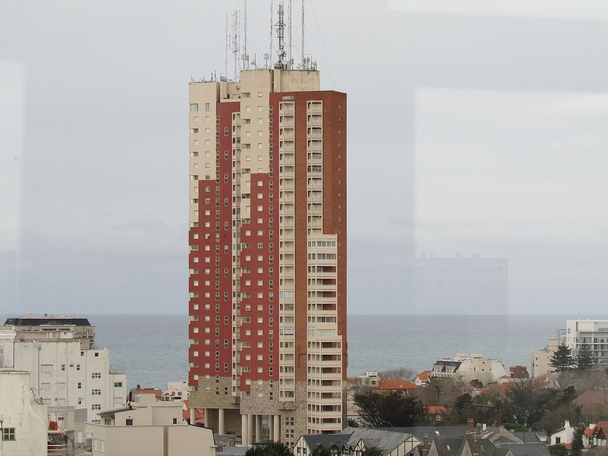Turismo en la costa sin Torres de Manantiales