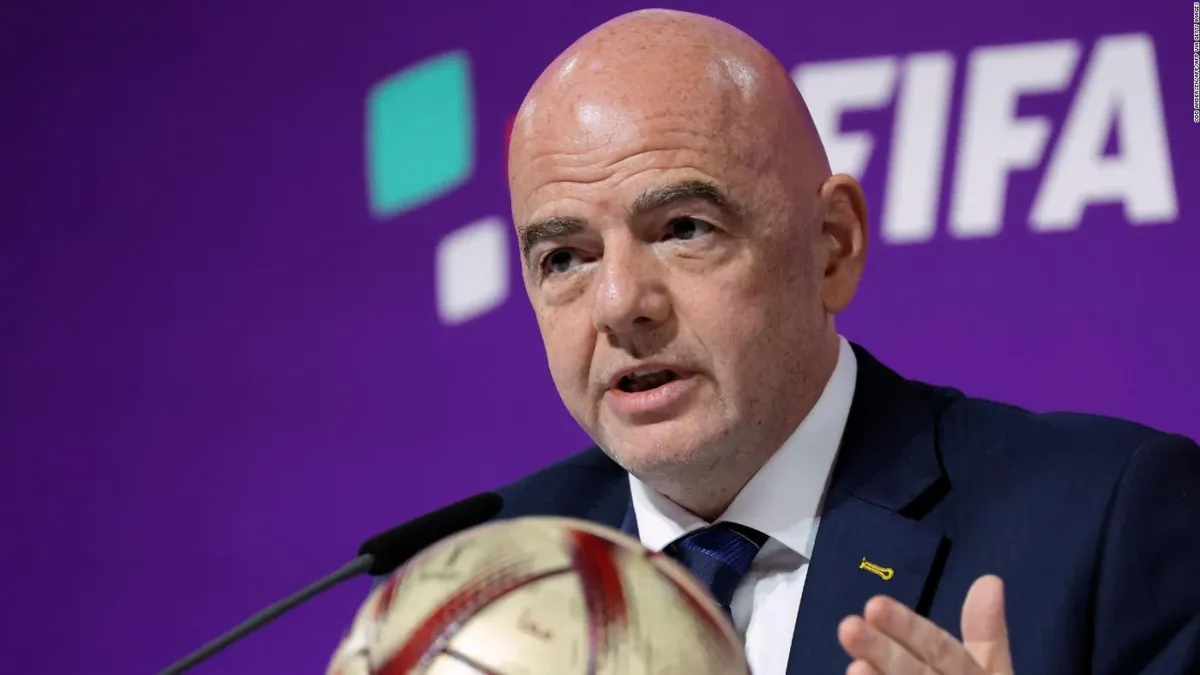 Giovanni Vincenzo Infantino o Gianni Infantino, presidente de FIFA.