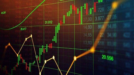 El Riesgo País se mantiene por encima de los 500 puntos tras amagar con perforar los 400 en julio.&nbsp;