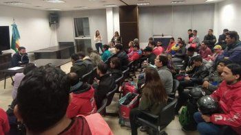 Nahuel Sotelo reunido con trabajadores de las Apps de delivery. Nahuel Sotelo reunido con trabajadores de las Apps de delivery.