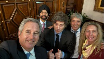 La foto con Ajay Banga, titular del Banco Mundial, que publicó Luis Caputo en X. La foto con Ajay Banga, titular del Banco Mundial, que publicó Luis Caputo en X.