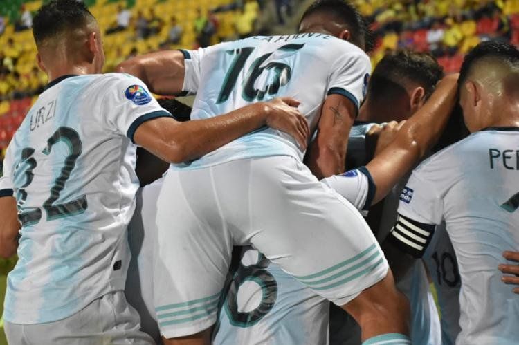 argentinavsuruguaypreolimpicocolombia2020.jpg
