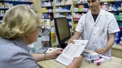 PAMI: Nuevo requisito para que los jubilados conserven los 5 medicamentos gratis
