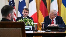 Macron y Trump con Zelensky en la Casa Blanca
