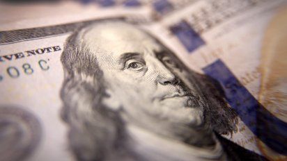 Dólar: ¿Qué día de la semana es mejor para comprar moneda extranjera?