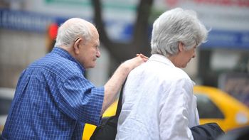 Pami no pagó y ya cortaron prestaciones a jubilados, mientras más provincias encienden la mecha