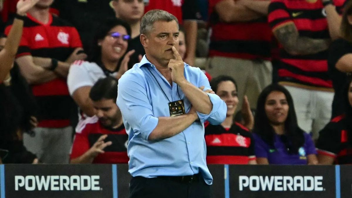 Pe&ntilde;arol de Montevideo le gan&oacute; 0-1 al Flamengo por el partido de ida de los cuartos de final de la Copa Libertadores y dej&oacute; mudo al Maracan&aacute; como en 1950. Imagen de Diego Aguirre, t&eacute;cnico del cuadro Carbonero.