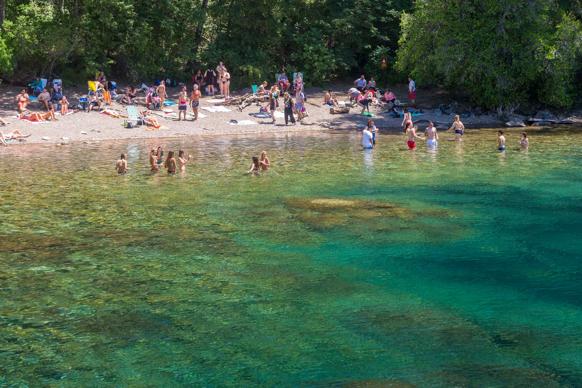 Esta playa enamora a todos. (Foto: Diario Río Negro). Esta playa enamora a todos. (Foto: Diario Río Negro).