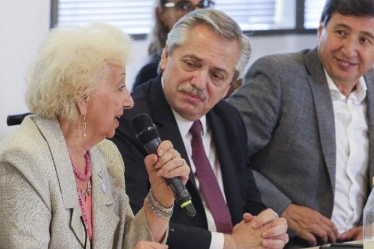 estela carlotto alberto fernandez.jpg