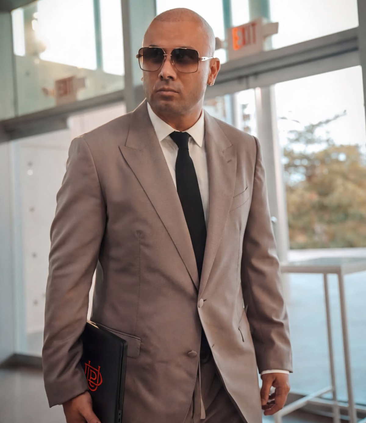 Wisin presentó la Universidad del Perreo como un proyecto para estudiar, preservar y difundir la cultura del reguetón. Wisin presentó la Universidad del Perreo como un proyecto para estudiar, preservar y difundir la cultura del reguetón.