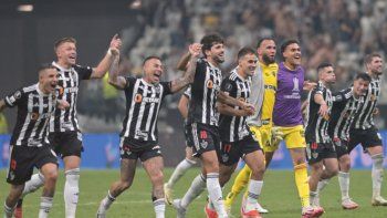 Atlético Mineiro hace temblar a River