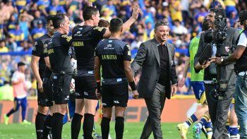 MarceloGallardo se quedó con su primer Superclásico en su vuelta a River tras ganarlea Boca 0-1 mientras que Vélez puede dominar en soledad. (Foto: NoticiasArgentinas)