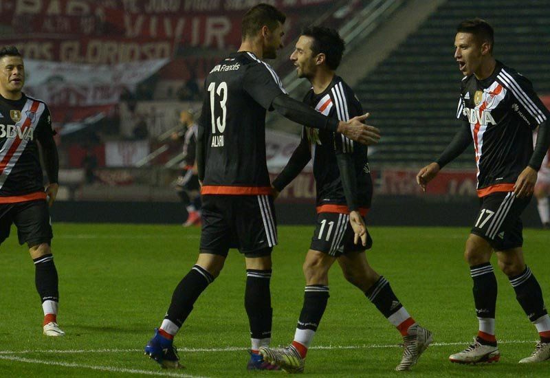 River Plate goleó este domingo (20/08) a Instituto de Córdoba por 4-1 y pasó a los octavos de final de la Copa Argentina en Mar del Plata