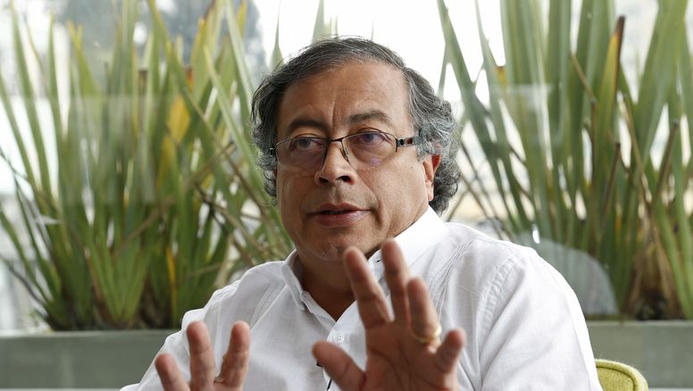 Gustavo Petro, el día después de las promesas y los vítores