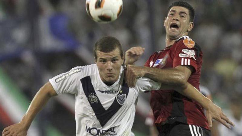 El ex futbolista de Vélez Sarsfield, Maximiliano Giusti, falleció en un trágico accidente de auto en una ruta bonaerense, entre las localidades de Ramallo y San Nicolás.