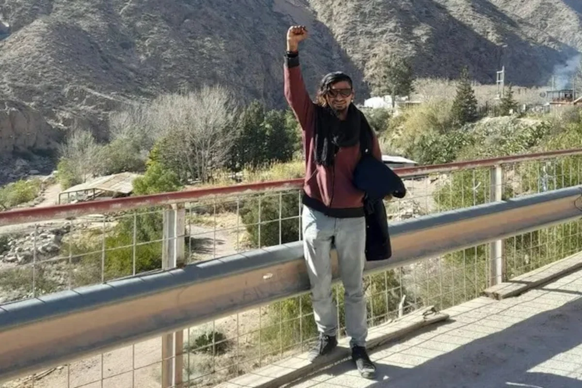 Lorenzo "Jimi" Altamirano asesinado en la puerta de la cancha de Newell's Lorenzo "Jimi" Altamirano asesinado en la puerta de la cancha de Newell's