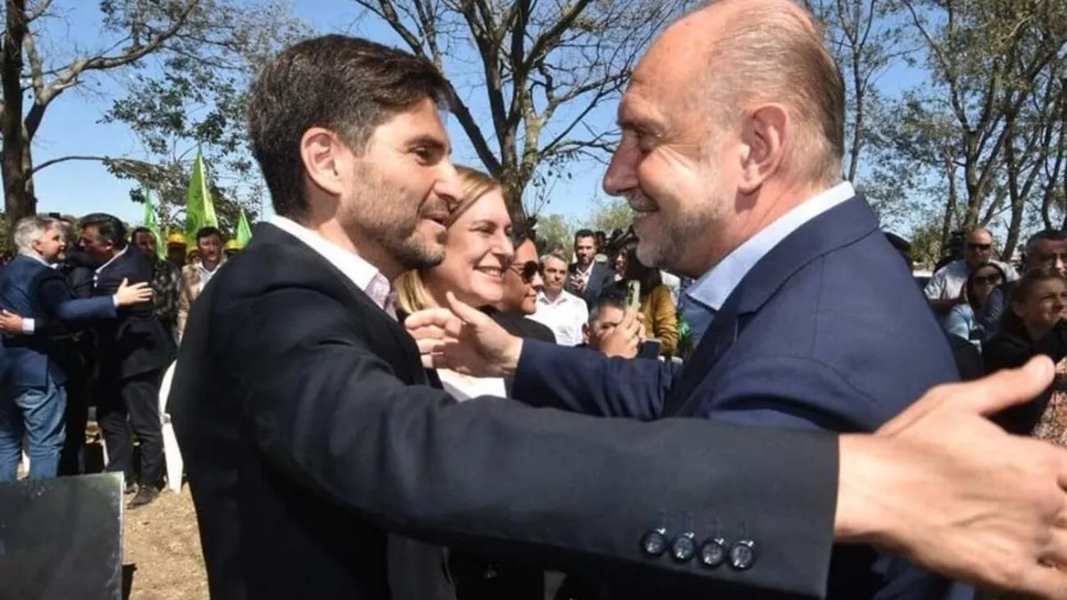 Maximiliano Pullaro y Omar Perotti mantienen una gran relación. Maximiliano Pullaro y Omar Perotti mantienen una gran relación.