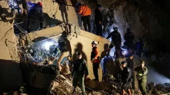 Otro temblor sacude Caracas y La Guaira mientras Venezuela llora a los olvidados del doble terremoto