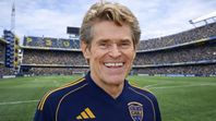 Willem Dafoe cayó en el país por una película indie, bailó cumbia, posó con Messi y terminó alentando a Boca. Hollywood conoció la tribuna y nadie salió igual. Willem Dafoe cayó en el país por una película indie, bailó cumbia, posó con Messi y terminó alentando a Boca. Hollywood conoció la tribuna y nadie salió igual.
